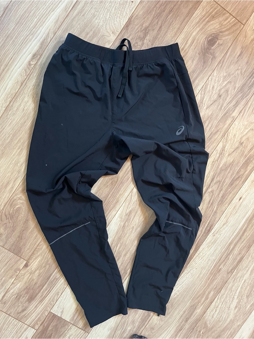 Asics Men's Black Athletic Jogger Sweatpants
